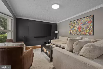 2725 Moores Valley, Baltimore, MD 21209 - Photo 10