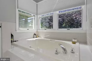 2725 Moores Valley, Baltimore, MD 21209 - Photo 16