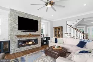 7429 Bay Front Rd, Sparrows Point, MD 21219 - Photo 14