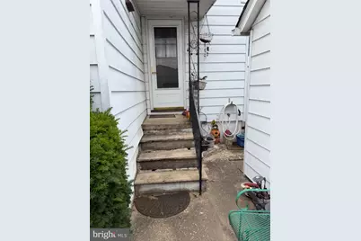 64 Avalon Avenue, Baltimore, MD 21222 - Photo 6