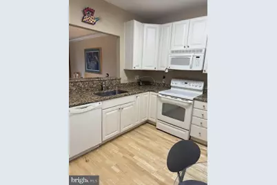 7201 Travertine Drive #404, Baltimore, MD 21209 - Photo 4