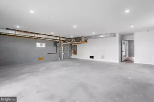 8823 Chesapeake Ave, Sparrows Point, MD 21219 - Photo 22