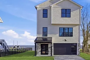 8823 Chesapeake Ave, Sparrows Point, MD 21219 - Photo 4