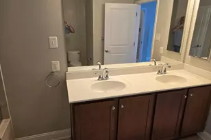 35 Meridian Ln, Towson, MD 21286 - Photo 14