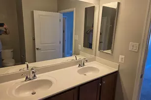 35 Meridian Ln, Towson, MD 21286 - Photo 16