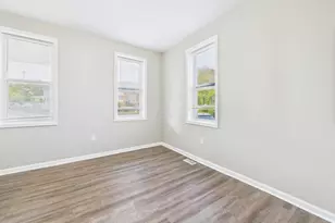 300 W Chesapeake Ave, Towson, MD 21204 - Photo 2