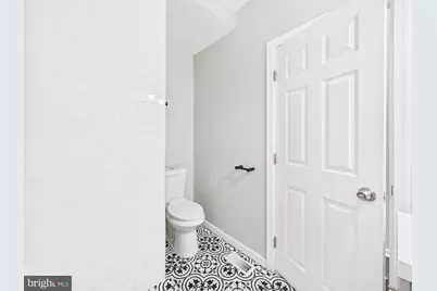 300 W Chesapeake Avenue #1, Towson, MD 21204 - Photo 8