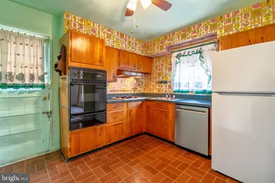 6812 Fox Meadow Road, Baltimore, MD 21207 - Photo 24