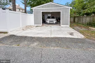 4501 Forest View Ave, Baltimore, MD 21206 - Photo 38
