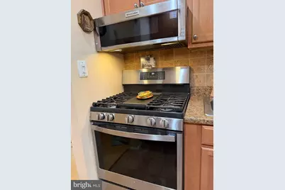 1 Suntop Court #202, Baltimore, MD 21209 - Photo 8