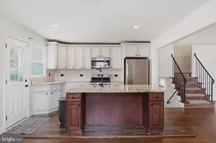 7904 Subet Rd, Windsor Mill, MD 21244 - Photo 12