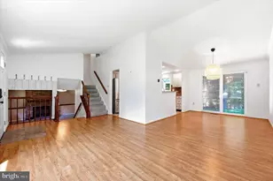 9 Three Willows Ct, Baltimore, MD 21228 - Photo 4