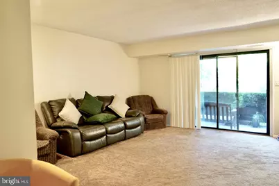 9 Suntop Court #202, Baltimore, MD 21209 - Photo 4