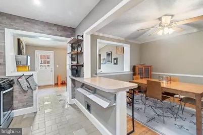 705 Eastshire Drive, Catonsville, MD 21228 - Photo 10