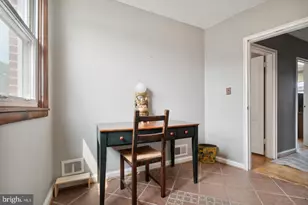 705 Eastshire Dr, Catonsville, MD 21228 - Photo 20