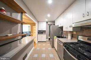 705 Eastshire Dr, Catonsville, MD 21228 - Photo 24