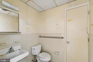 7933 Stevenson Rd, Baltimore, MD 21208 - Photo 38