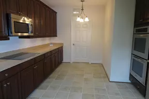 3100 Stone Cliff Dr, Baltimore, MD 21209 - Photo 6