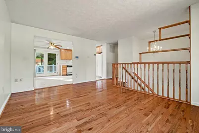 8805 Golden Tree Lane, Baltimore, MD 21221 - Photo 6