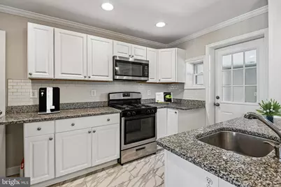 8022 Wallace, Baltimore, MD 21222 - Photo 4