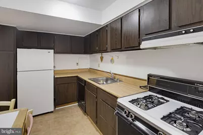 13 Suntop Court #101, Baltimore, MD 21209 - Photo 16