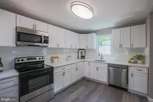 7665 Old Battle Grove Rd, Baltimore, MD 21222 - Photo 12