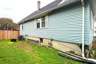 21 Glenmore Ave, Baltimore, MD 21206 - Photo 2