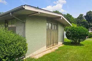 3408 Manor Hill Rd, Baltimore, MD 21208 - Photo 2