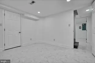 701 Platinum Ave, Essex, MD 21221 - Photo 28