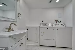 701 Platinum Ave, Essex, MD 21221 - Photo 36
