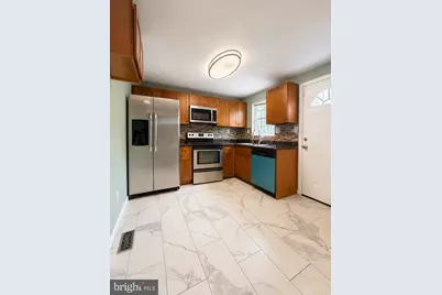 123 Winters Lane, Baltimore, MD 21228 - Photo 6