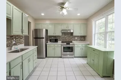 258 Green Fern Way, Halethorpe, MD 21227 - Photo 4