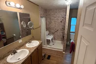3633 Dahlia Ln, Middle River, MD 21220 - Photo 12