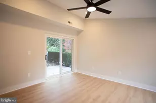 22 Stone Manor, Towson, MD 21204 - Photo 14