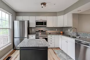 3 Sandview Ct, Baltimore, MD 21209 - Photo 2