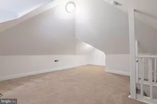 215 Clarendon Ave, Pikesville, MD 21208 - Photo 50