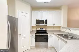 400 Symphony Circle, Cockeysville, MD 21030 - Photo 14