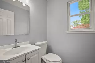 10 Iron Bolt Ct, Catonsville, MD 21228 - Photo 34
