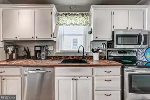 230 N Marlyn Ave, Essex, MD 21221 - Photo 18