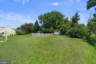13 Homberg Ave, Baltimore, MD 21221 - Photo 22