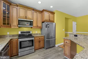13 Homberg Ave, Baltimore, MD 21221 - Photo 8