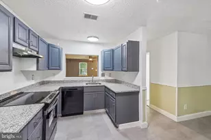600 Kittendale Cir, Middle River, MD 21220 - Photo 14