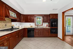 2426 Wythe Ave, Baltimore, MD 21219 - Photo 12