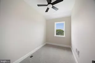 8048 Kavanagh Rd, Baltimore, MD 21222 - Photo 26