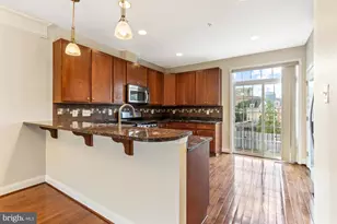 61 Linden Pl, Towson, MD 21286 - Photo 10