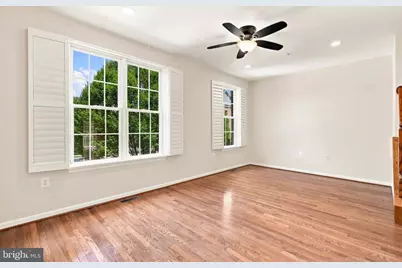 107 Hearth Court, Baltimore, MD 21212 - Photo 8