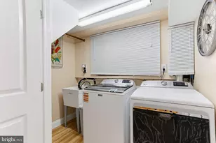 25 Walkern Rd, Baltimore, MD 21221 - Photo 40