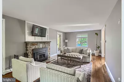 302 Dixie Drive, Towson, MD 21204 - Photo 12