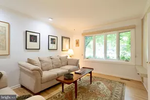 2400 Sugarcone Rd, Baltimore, MD 21209 - Photo 16
