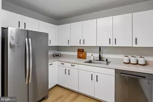 4001 Old Court Rd, Baltimore, MD 21208 - Photo 10